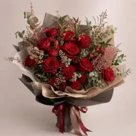 12 Signature Velvet Red Roses